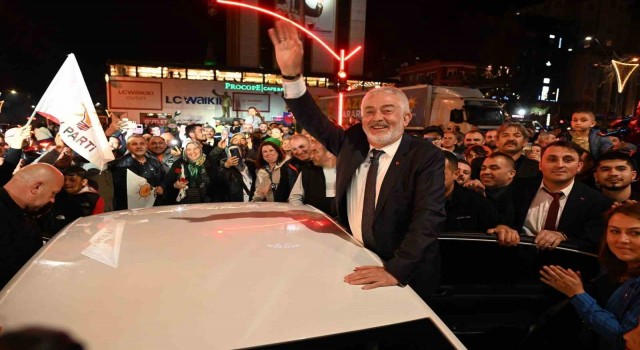 AK Partide oyunu en çok artıran Belediye Başkanı, Şükrü Başdeğirmen oldu