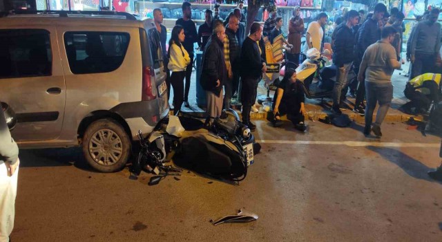 Alanyada motosiklet iki yayaya çarptı: 1 ölü