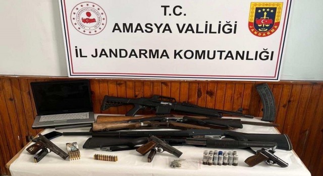 Amasyada jandarmadan ruhsatsız silah operasyonu