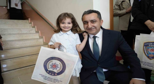 Anaokulu öğrencileri Türk Polis Teşkilatının kuruluş yıldönümünü kutladı