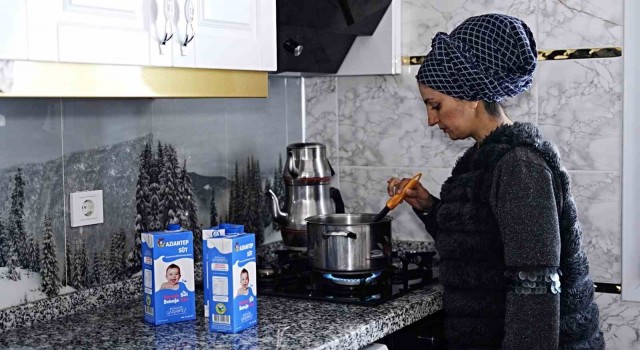 Anneye Süt Bebeğe Can projesiyle yaklaşık 6 milyon litre süt anne adaylarına ulaştırıldı