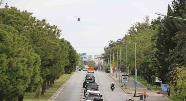 Antalyada helikopter destekli polis korteji