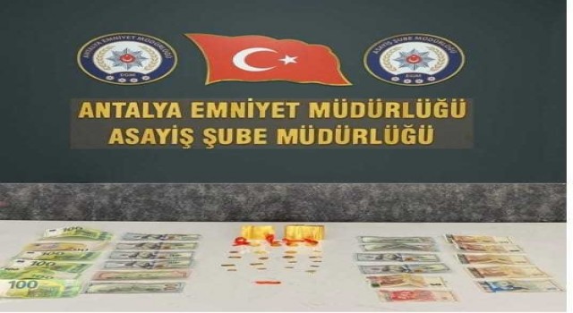 Antalyada ‘polis ve savcıyım diyerek vatandaşları dolandıran 2 şüpheli yakalandı