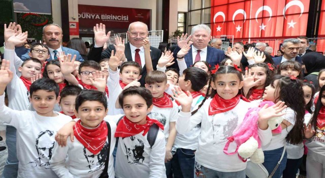 ATO Başkanı Baran 23 Nisan Ulusal Egemenlik ve Çocuk Bayramını kutladı