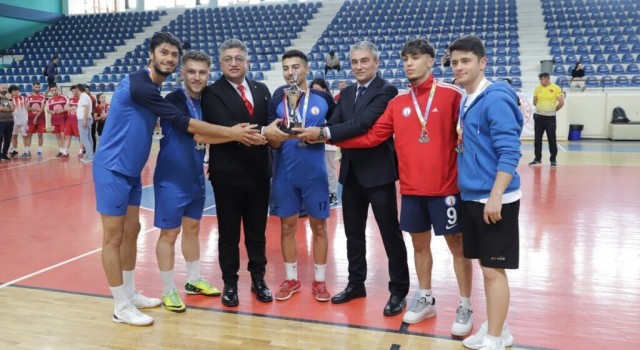 Ayak Tenisi Takımından Türkiye Şampiyonasında ikincilik