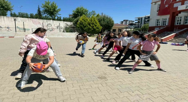 Aydında minikler, sporu yaşam tarzı haline getiriyor