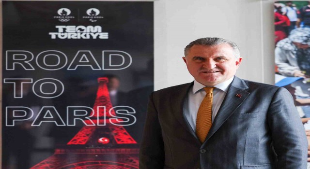 Bakan Bak: “Paris Olimpiyatları için iddialıyız, heyecanla başlamasını bekliyoruz”