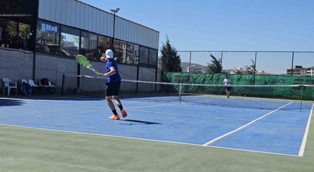 Bandırmada Bahar Kupası Türkiye Tenis Şampiyonası