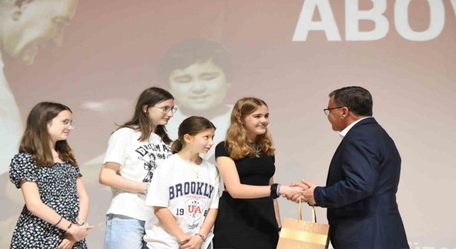 Başkan Hakan Şehirlinin misafirleri Erasmus öğrencileri oldu
