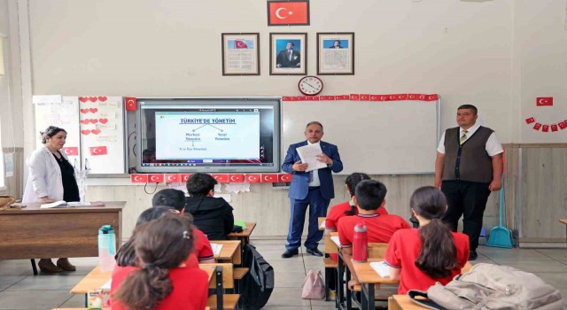 Başkan Yalçından ‘Türkiyede Yönetim dersi