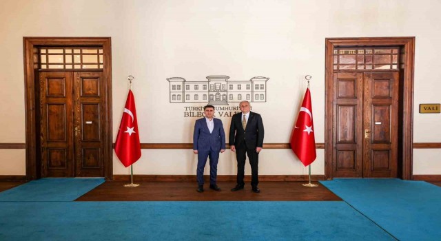 Belediye Başkanı Bakkalcıoğlunun ilk ziyareti Vali Aygöle oldu