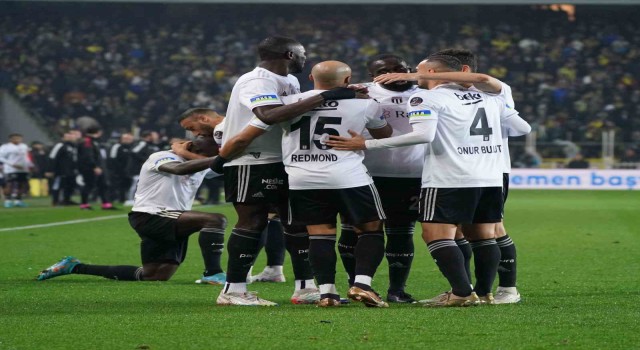 Beşiktaşta derbi öncesi 4 sakat, 1 cezalı