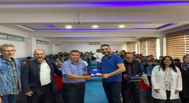 Bozüyükte iş arama becerileri programı düzenlendi