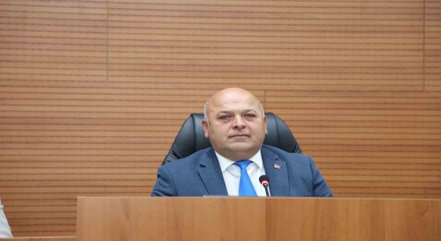 Burdur İl Genel Meclisi Başkanlığına MHPli Levent Tokmoker seçildi