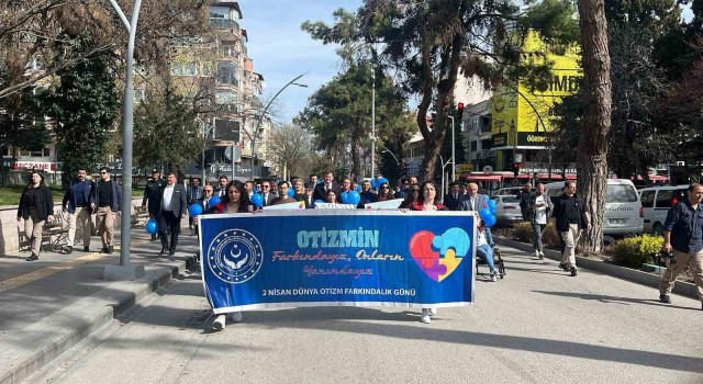 Burdurda, Dünya Otizm Farkındalık Günü