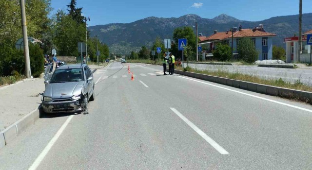 Burdurda otomobilin çarptığı yaşlı adam hayatını kaybetti