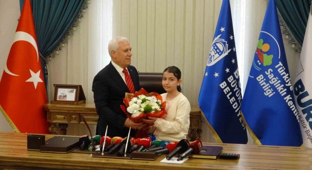 Bursa Büyükşehir Belediyesini çocuklar yönetti