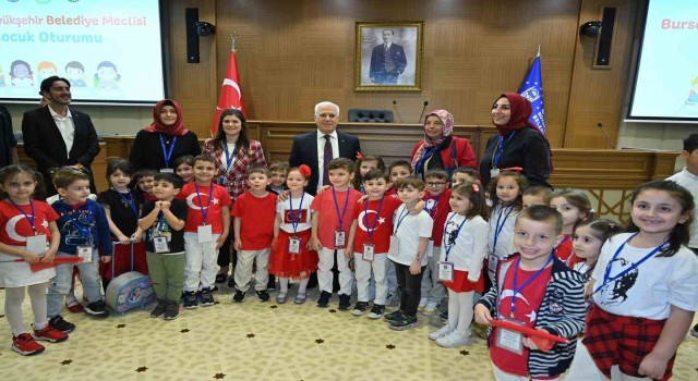 Bursa Büyükşehir Meclisinde söz hakkı çocukların