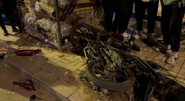 Bursada otomobil ile motosiklet çarpıştı, 2 kişi yaralandı