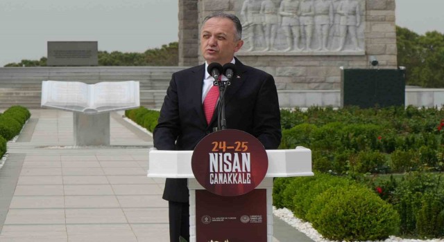 Çanakkale Kara Savaşlarının 109. yıl dönümü etkinlikleri Şehitler Abidesinde törenle başladı