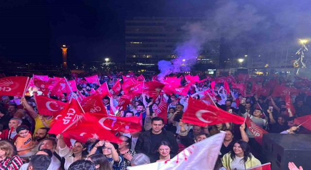 CHP, İzmirin o ilçelerinde rekor oy aldı