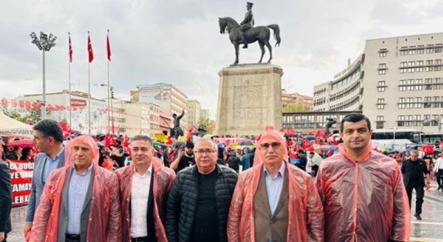 CHP’li Bülbül’den Atama bekleyen öğretmenlere destek