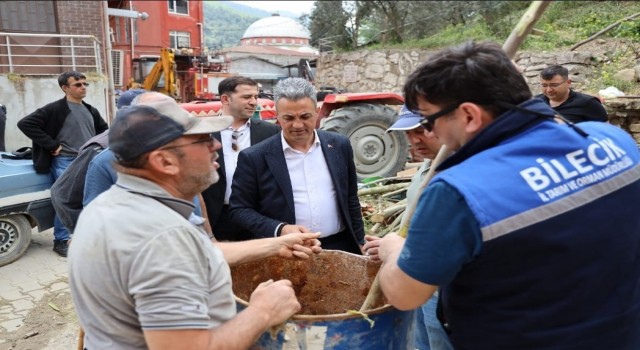 Çiftçilere Trabzon hurması yetiştirmenin püf noktaları anlatıldı