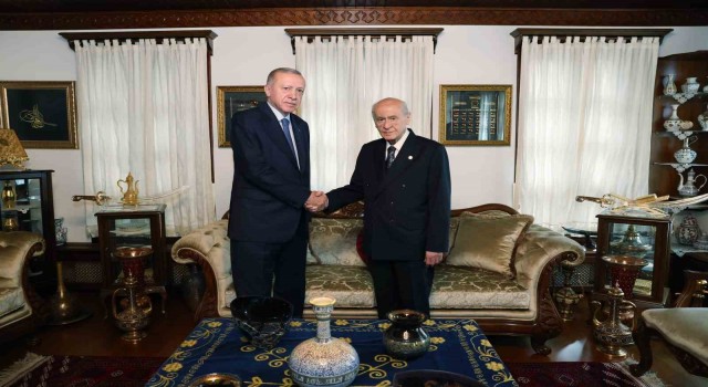 Cumhurbaşkanı Erdoğan, MHP Lideri Bahçeliyi ziyaret etti