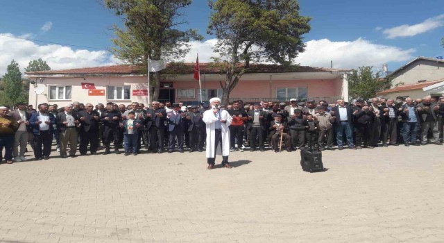 Danişment Mahallesinde geleneksel yağmur duası yapıldı