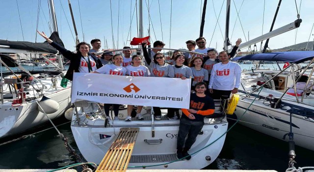 Denizde ‘İzmir Ekonomi rüzgarı