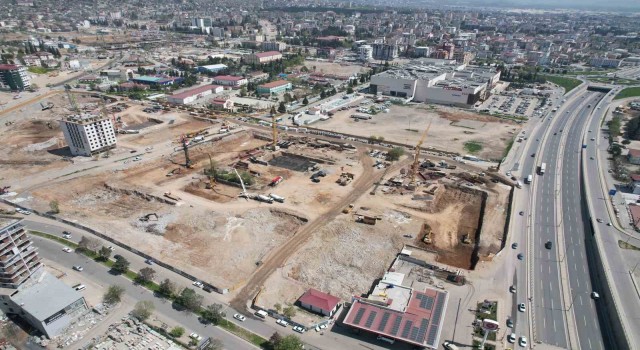 Depremin simgesi Ebrar Sitesinde yerinde dönüşüm