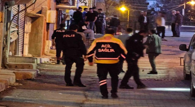 Diyarbakırda çocukların kavgasına aileler karıştı: 1 ölü, 7 yaralı