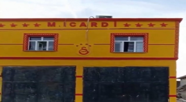 Diyarbakırda yaşayan bir Galatasaray taraftarı evinin dış cephesine ‘M. Icardi yazdırdı