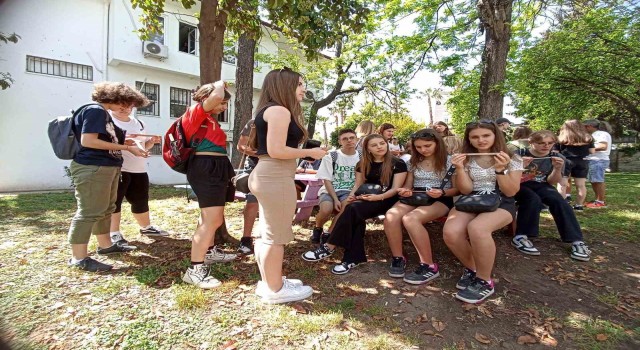 Erasmus öğrencileri Muratpaşada