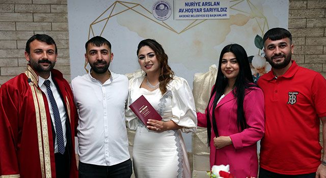 Eş Başkan Sarıyıldız İlk Nikahını Kıydı