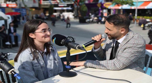 Esenlerde amatör radyocular mikrofon başına geçti