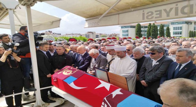 Eski Bakan Mehmet Ali Yılmaz son yolculuğuna uğurlandı