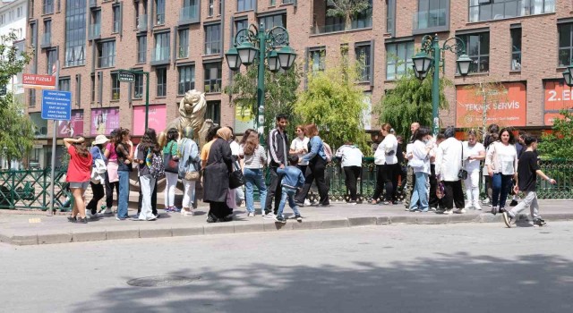 Eskişehirde turist yoğunluğu