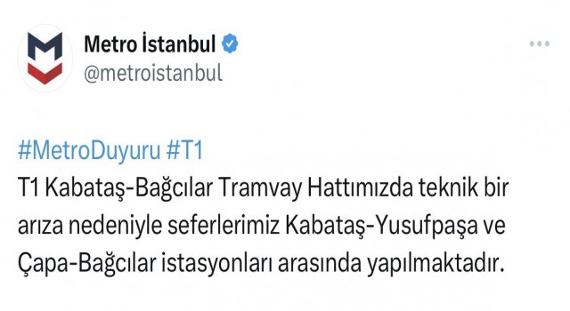 Fatihte tramvay arızalandı, aksayan seferler nedeniyle yolcular raylardan yürüdü