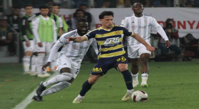 Galatasaraydan Olimpiu Morutana geçmiş olsun mesajı