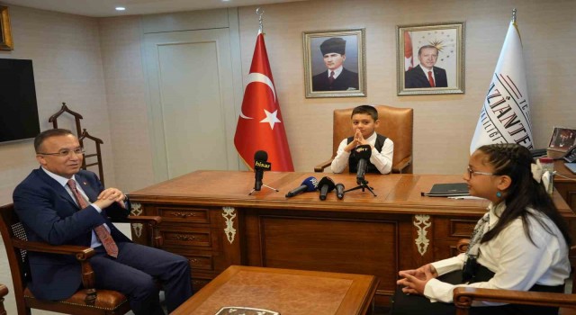 Gaziantepte 23 Nisan Ulusal Egemenlik ve Çocuk Bayramı coşkuyla kutlandı