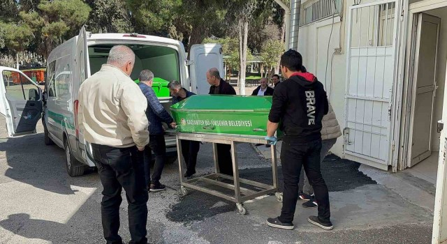 Gaziantepte otomobilin çarptığı motosikletteki genç hayatını kaybetti
