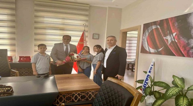 Gazipaşa İlçe Emniyet Müdürü Kayhan koltuğunu Buseye devretti