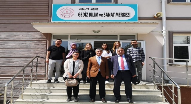 Gedizde aday öğretmenlik uyum eğitim semineri gerçekleştirildi