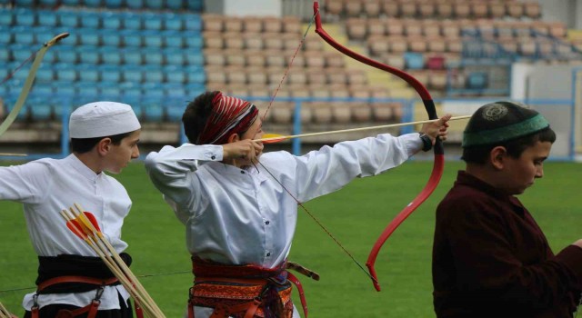 Geleneksel Türk okçuluğu grup müsabakaları Karabükte başladı