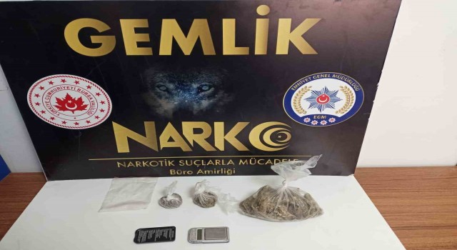 Gemlikte uyuşturucu madde kullanımı ve satışı yapan 64 kişi yakalandı