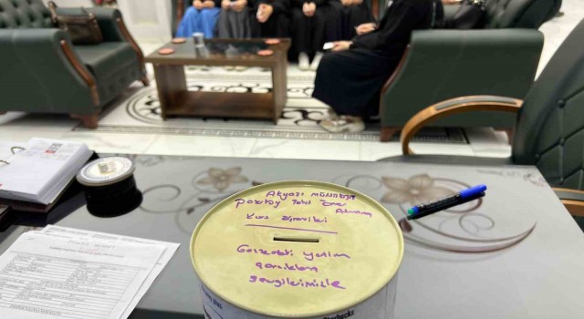 Harçlıklarından biriktirdikleri paraları, Filistindeki yetimlere gönderdiler