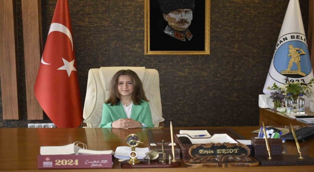 Havranda makam koltukları çocuklara devredildi