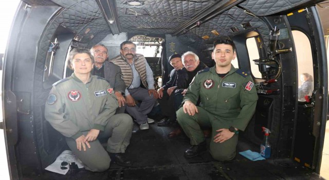 Huzurevi sakinleri Merzifon 5inci Ana Jet Üssünde