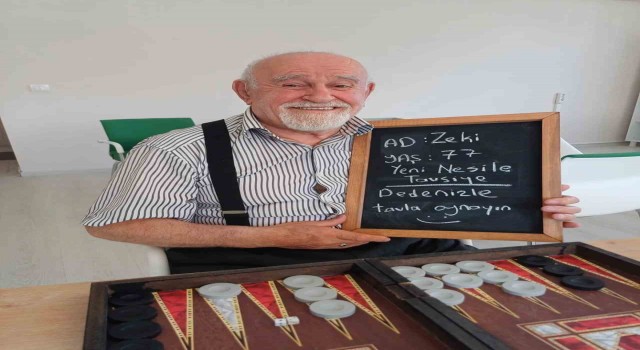 Huzurevinde kalan yaşlılar, 23 Nisanı nasihatlerle kutladı